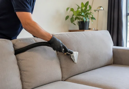 Nettoyage de canapé en profondeur à Ambres